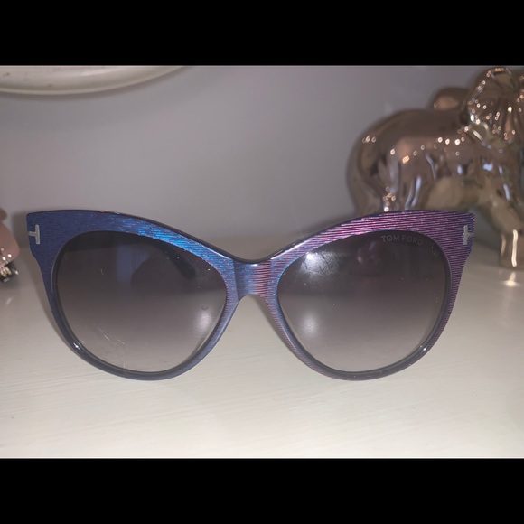 Tom Ford Saskia Sunglasses main image 12